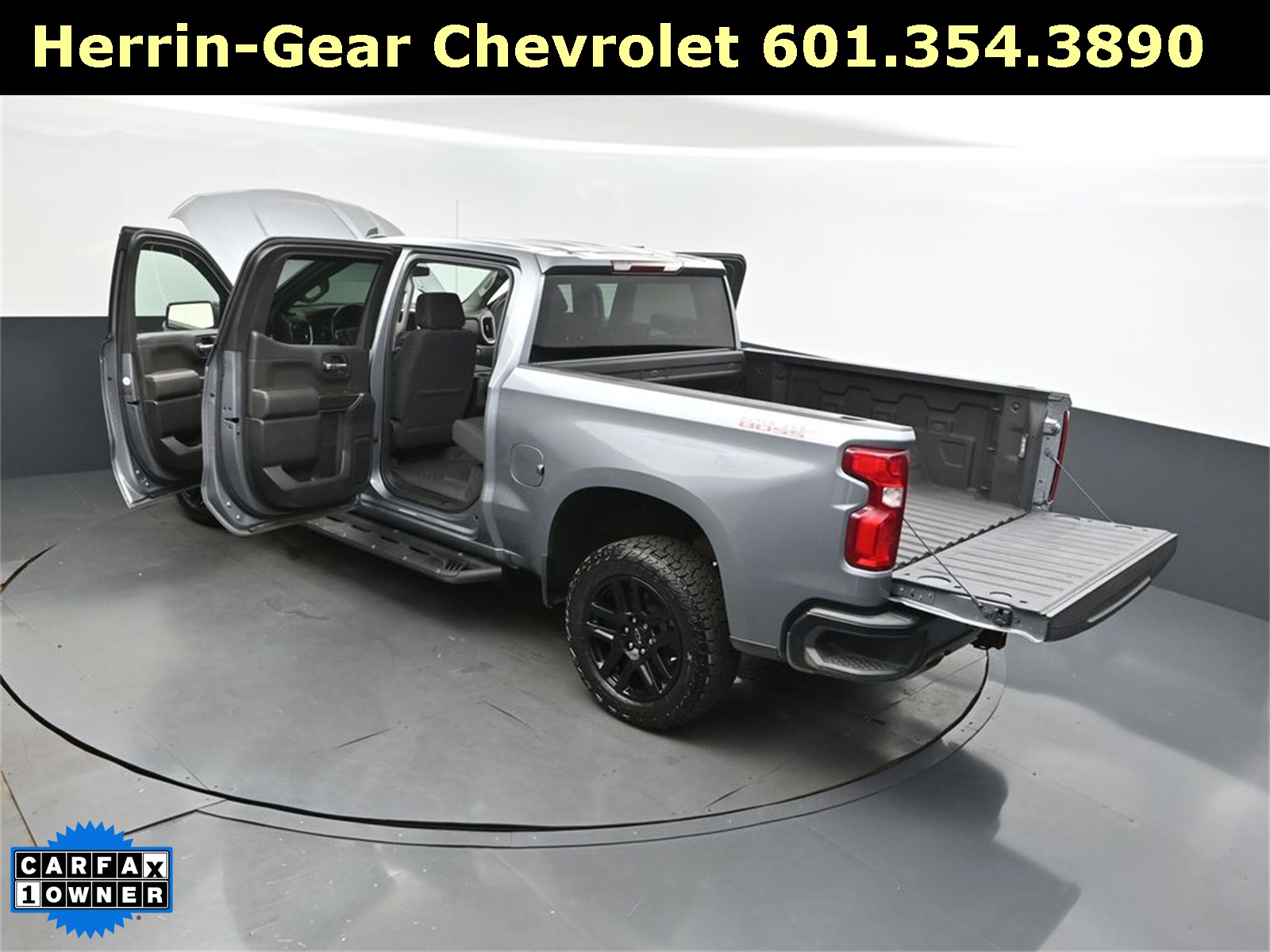 2022 Chevrolet Silverado 1500 LT Trail Boss photo 2