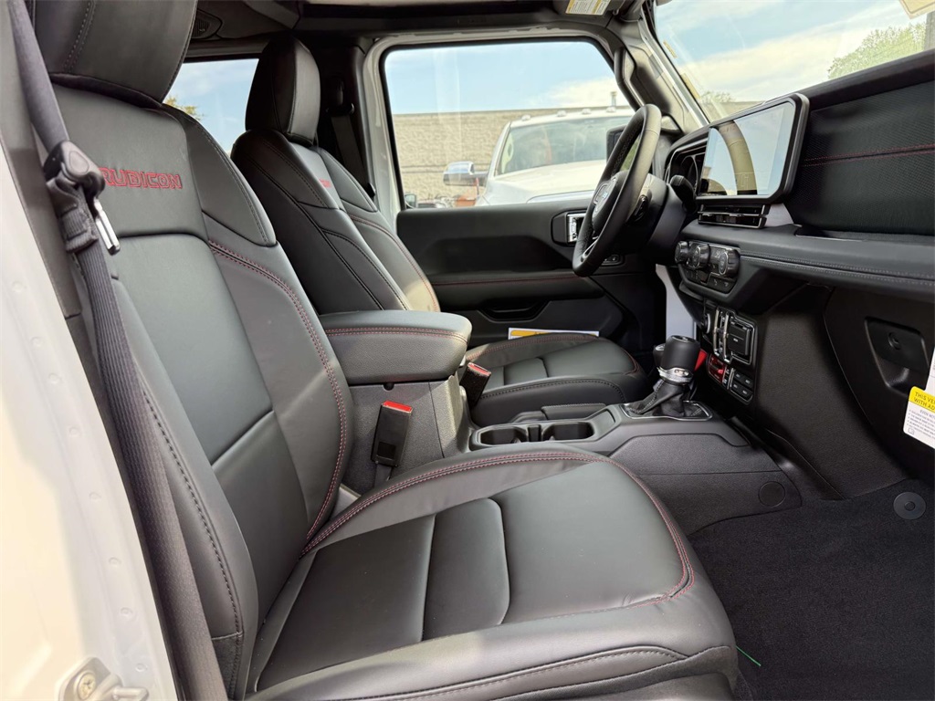 2025 Jeep Wrangler Rubicon X photo 14