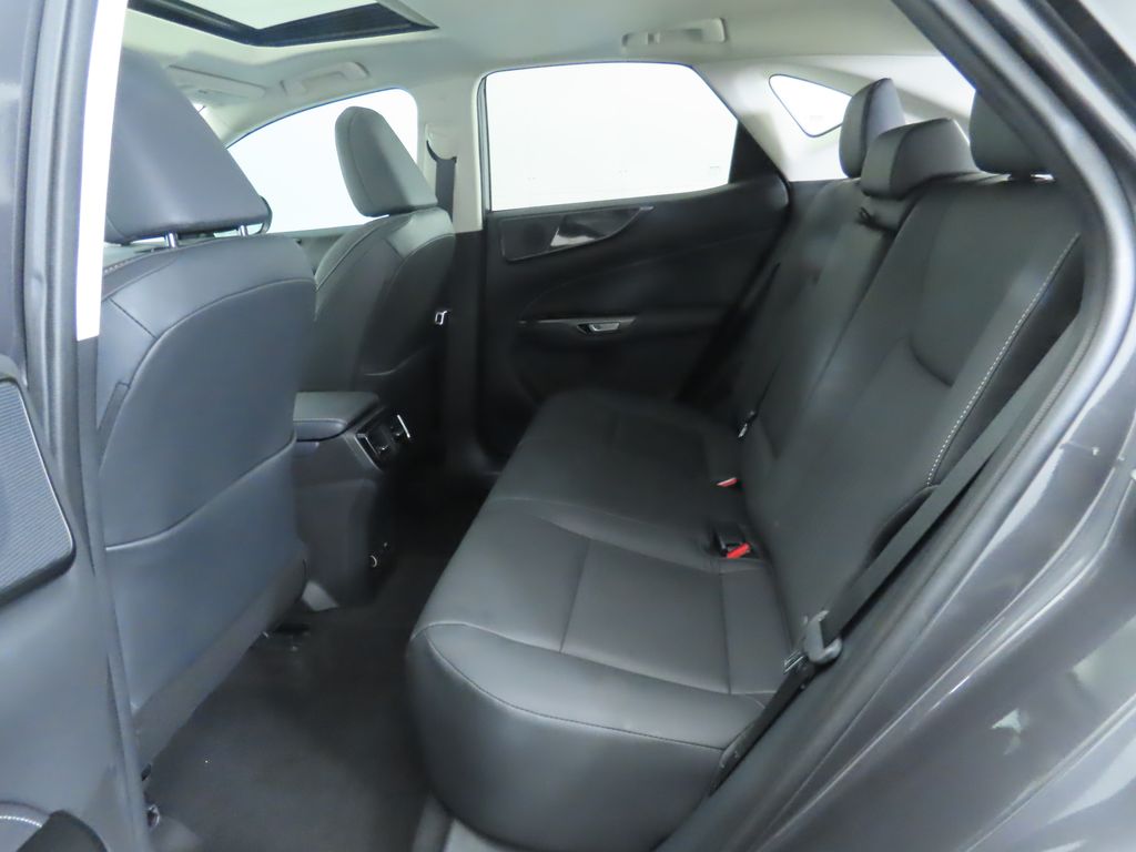 2024 Lexus NX 250 photo 18