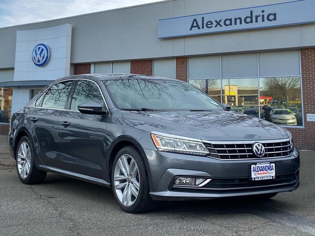2018 Volkswagen Passat SE