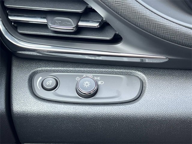 2025 Buick Envista Preferred photo 24