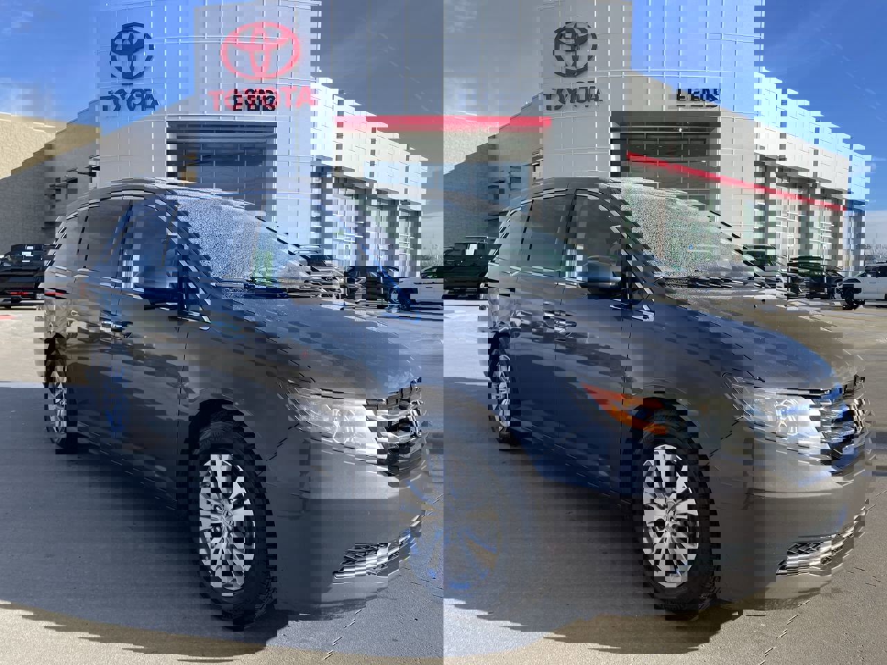 2016 Honda Odyssey EX-L's photo