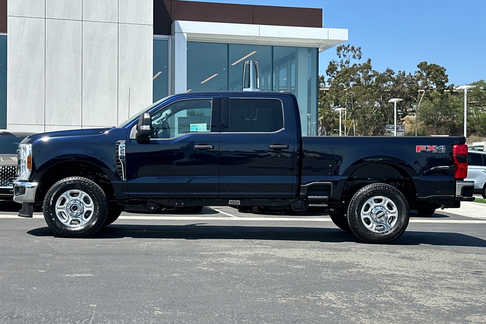 2025 Ford F-250 XLT photo 6