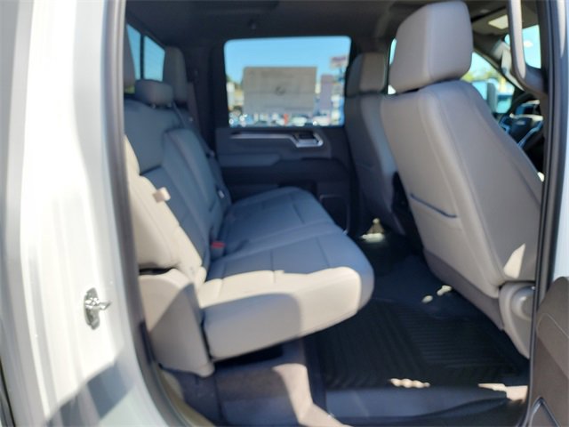 2025 Chevrolet Silverado 2500HD LT photo 10