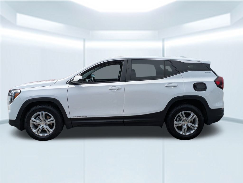2024 Gmc Terrain SLE photo 2