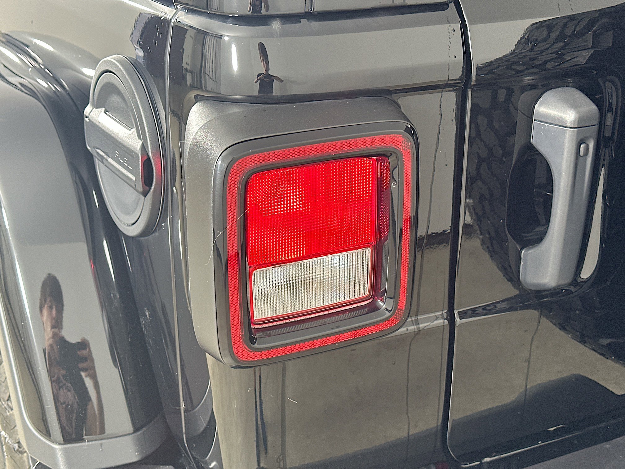 2023 Jeep Wrangler Rubicon photo 40