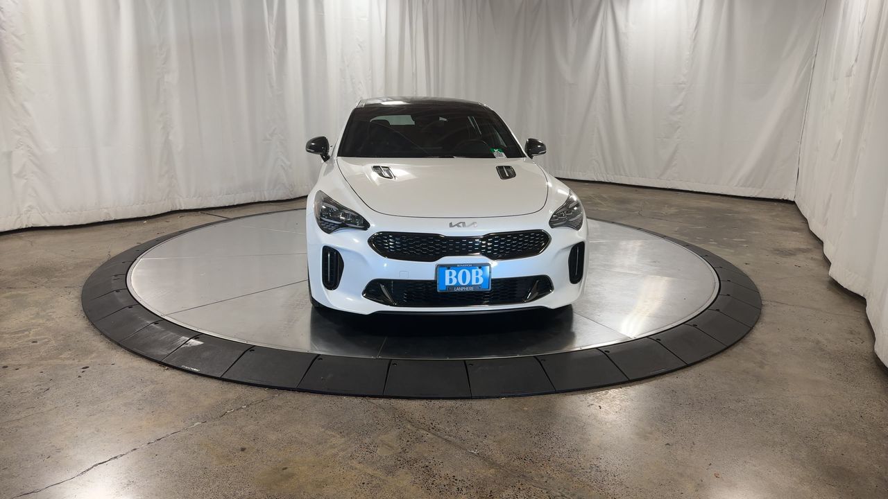 2023 Kia Stinger GT-Line photo 3