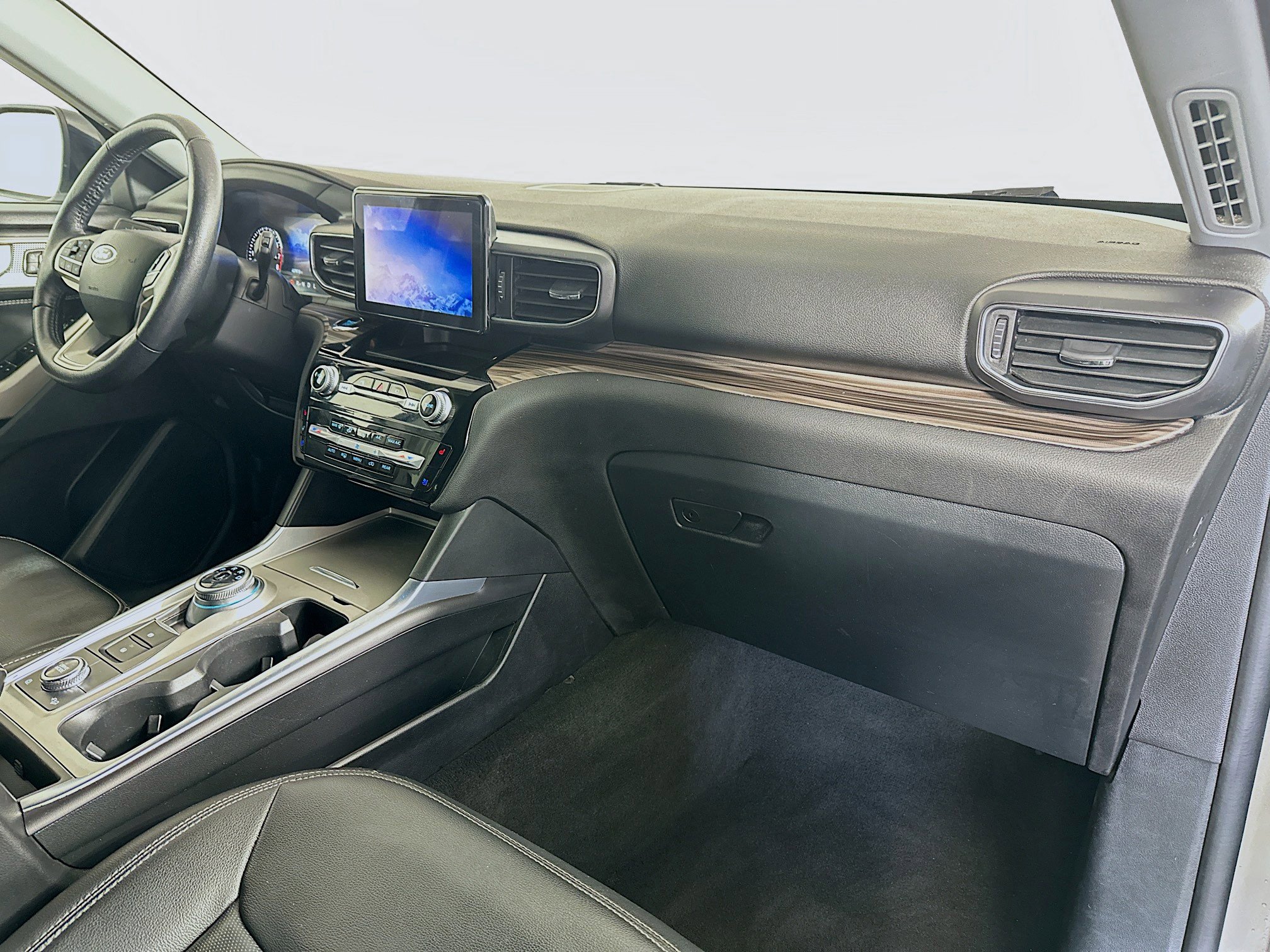2023 Ford Explorer Limited photo 28