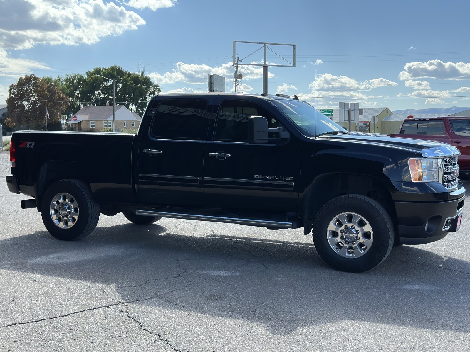 2011 Gmc Sierra Denali photo 3