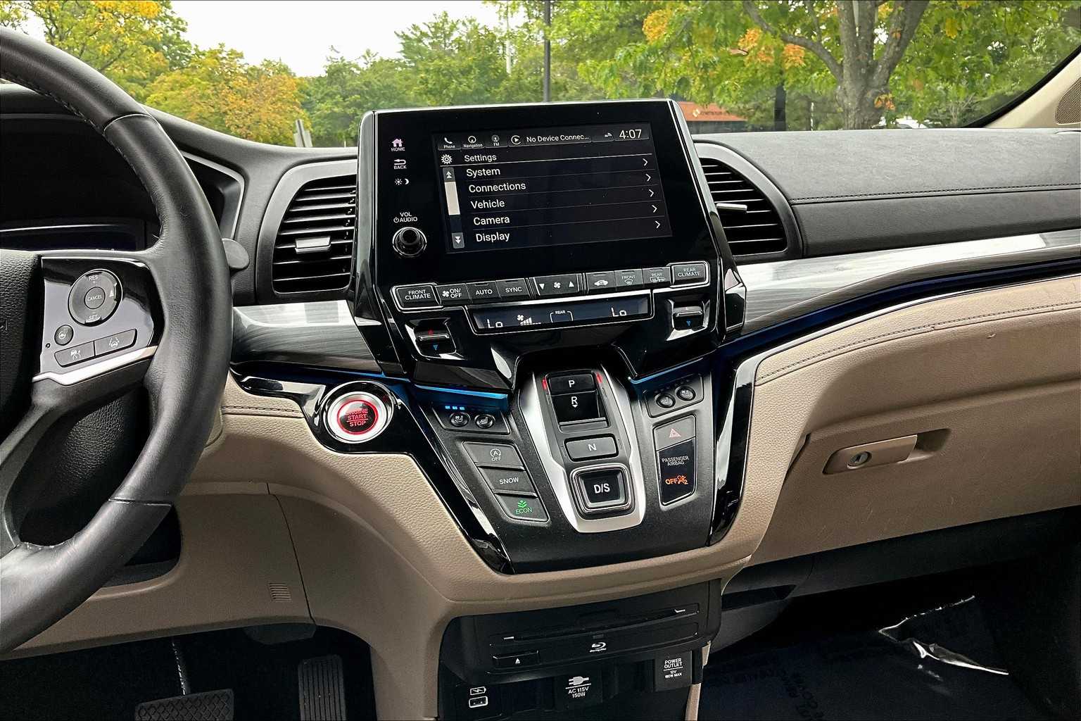 2023 Honda Odyssey Elite photo 6