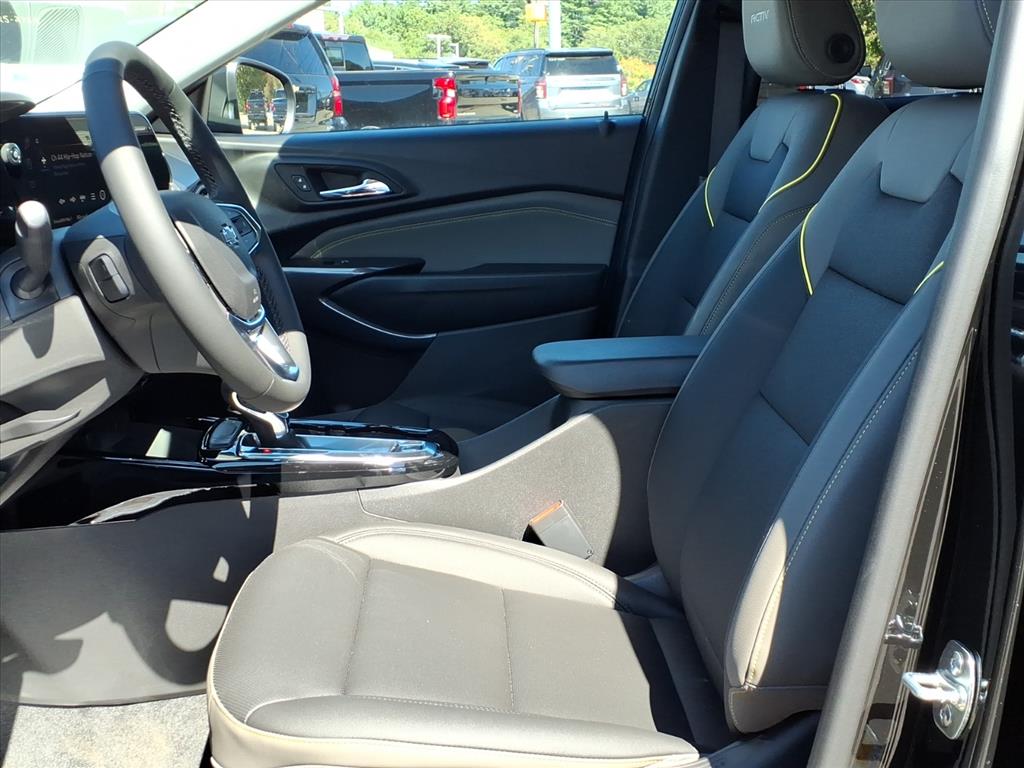 2025 Chevrolet Trax ACTIV photo 10