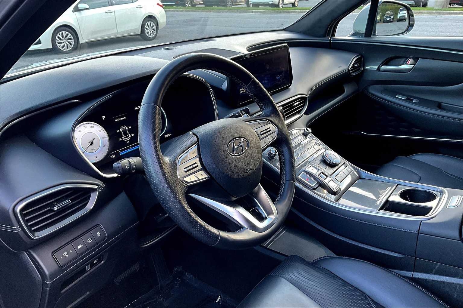 2022 Hyundai Santa Fe Calligraphy photo 16