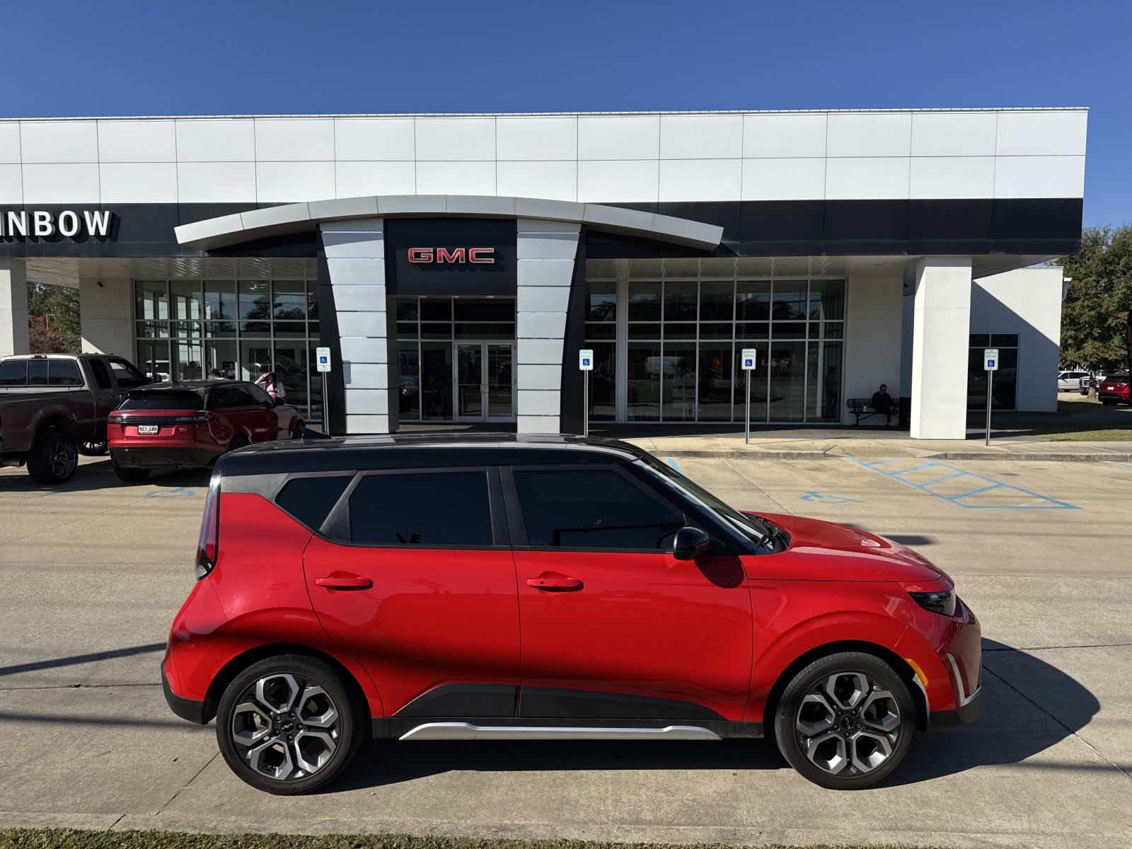 2025 Kia Soul EX's photo