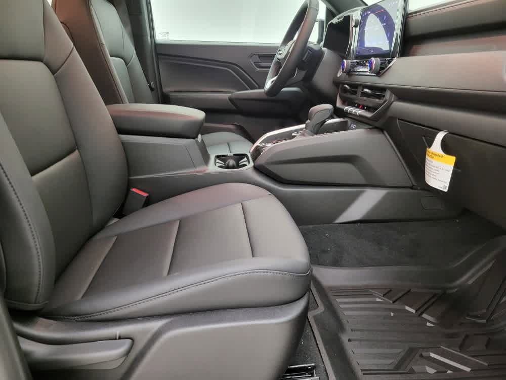 2026 Chevrolet Colorado Trail Boss photo 28