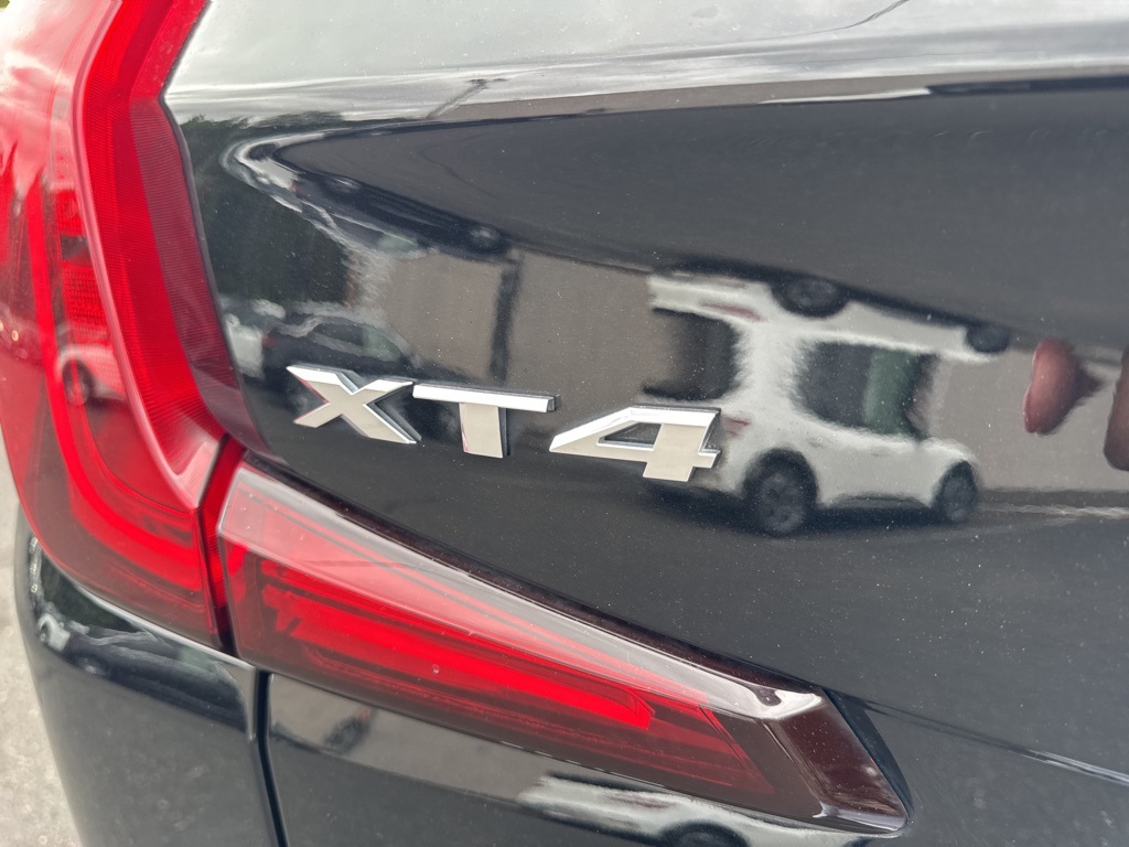 2020 Cadillac XT4 Premium Luxury photo 11