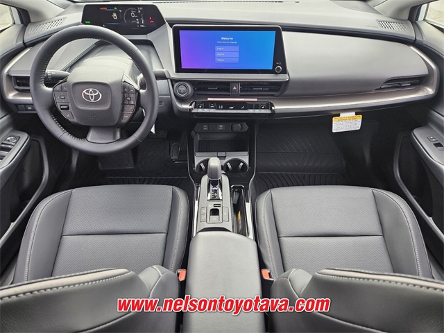 2025 Toyota Prius XLE photo 8