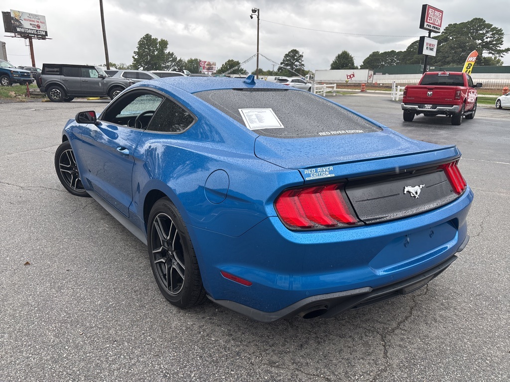 2020 Ford Mustang EcoBoost photo 3