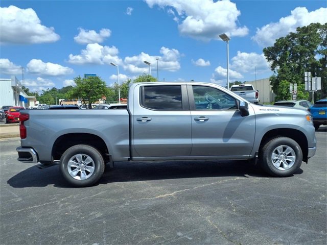 2025 Chevrolet Silverado 1500 LT photo 7