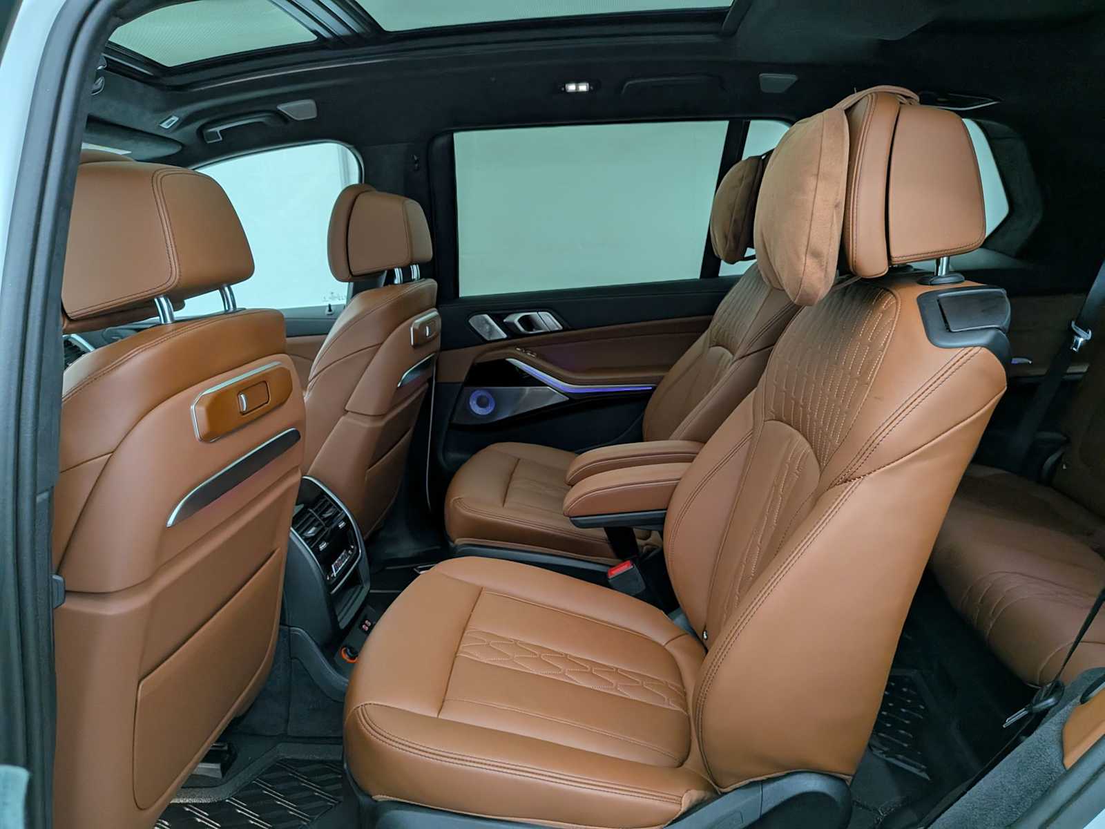 2025 Bmw X7 M60i photo 19