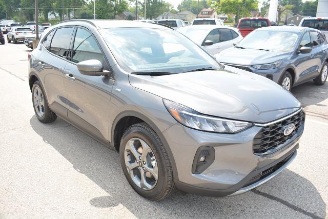 2025 Ford Escape Hybrid ST-Line Select photo 3