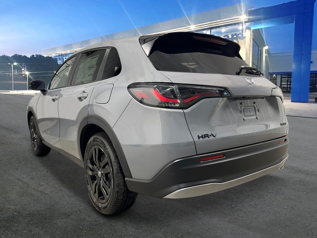 2026 Honda HR-V Sport photo 3