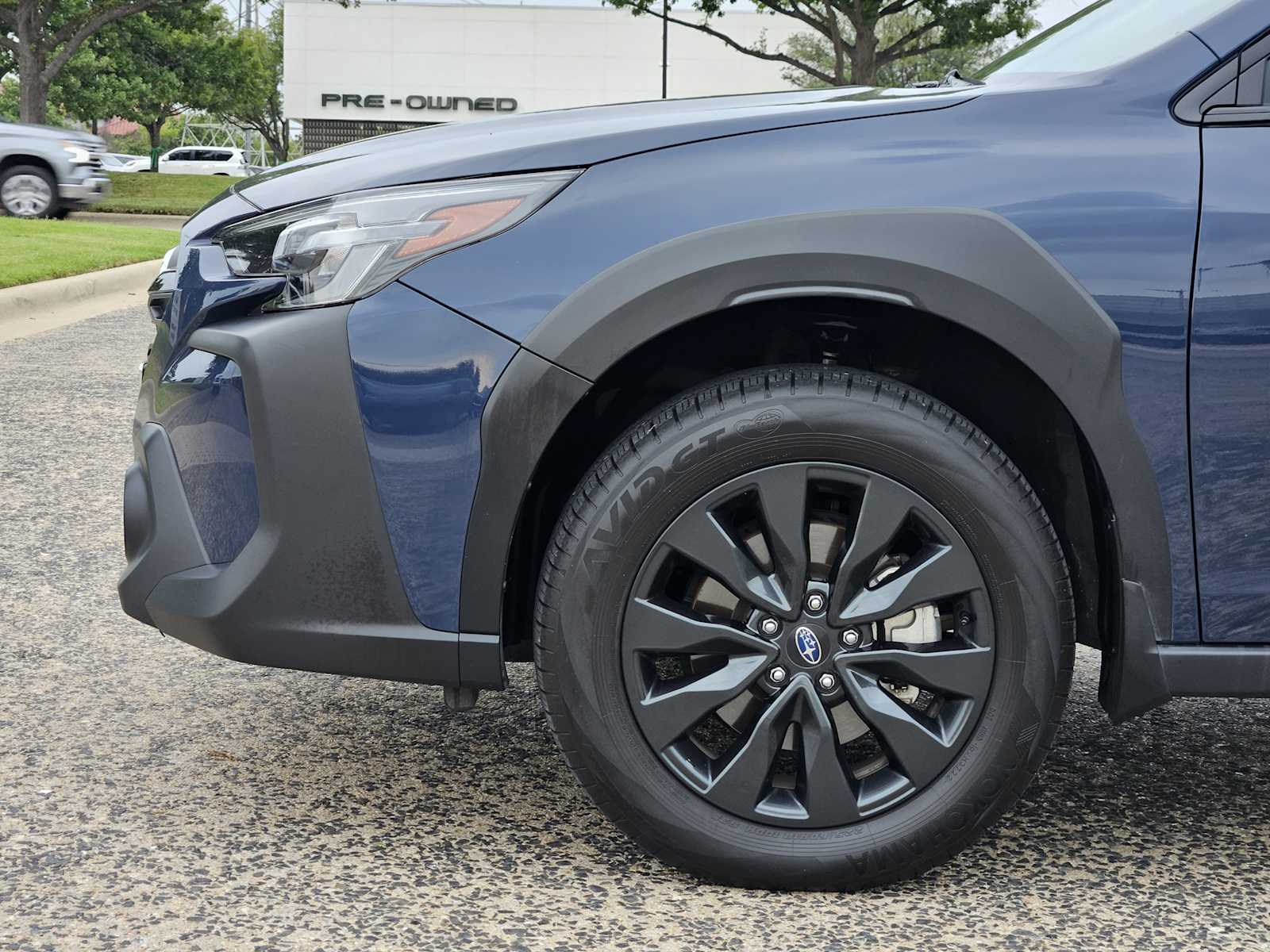 2023 Subaru Outback Onyx Edition photo 2