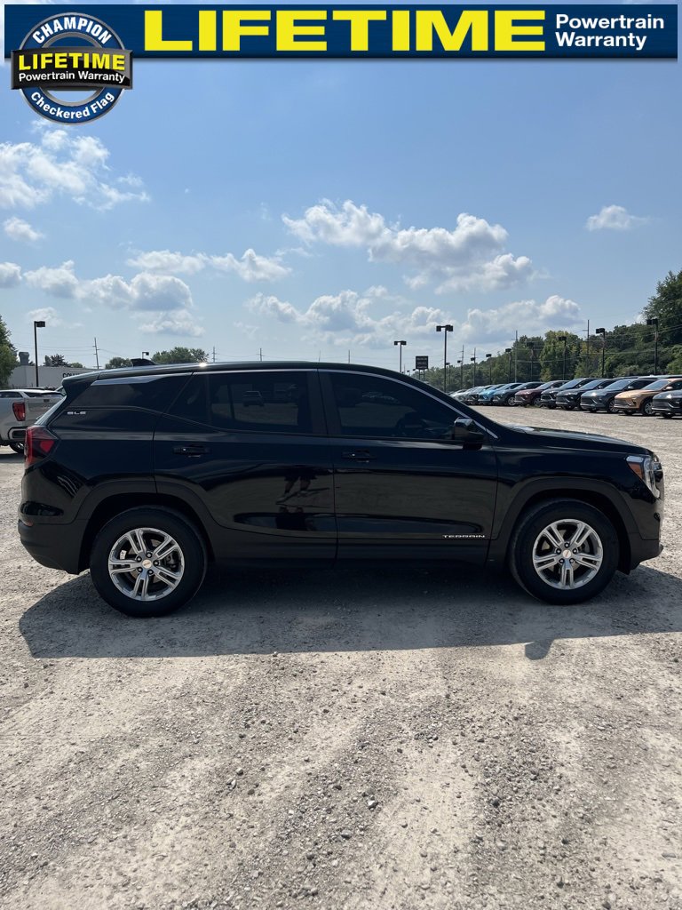 2023 Gmc Terrain SLE photo 4