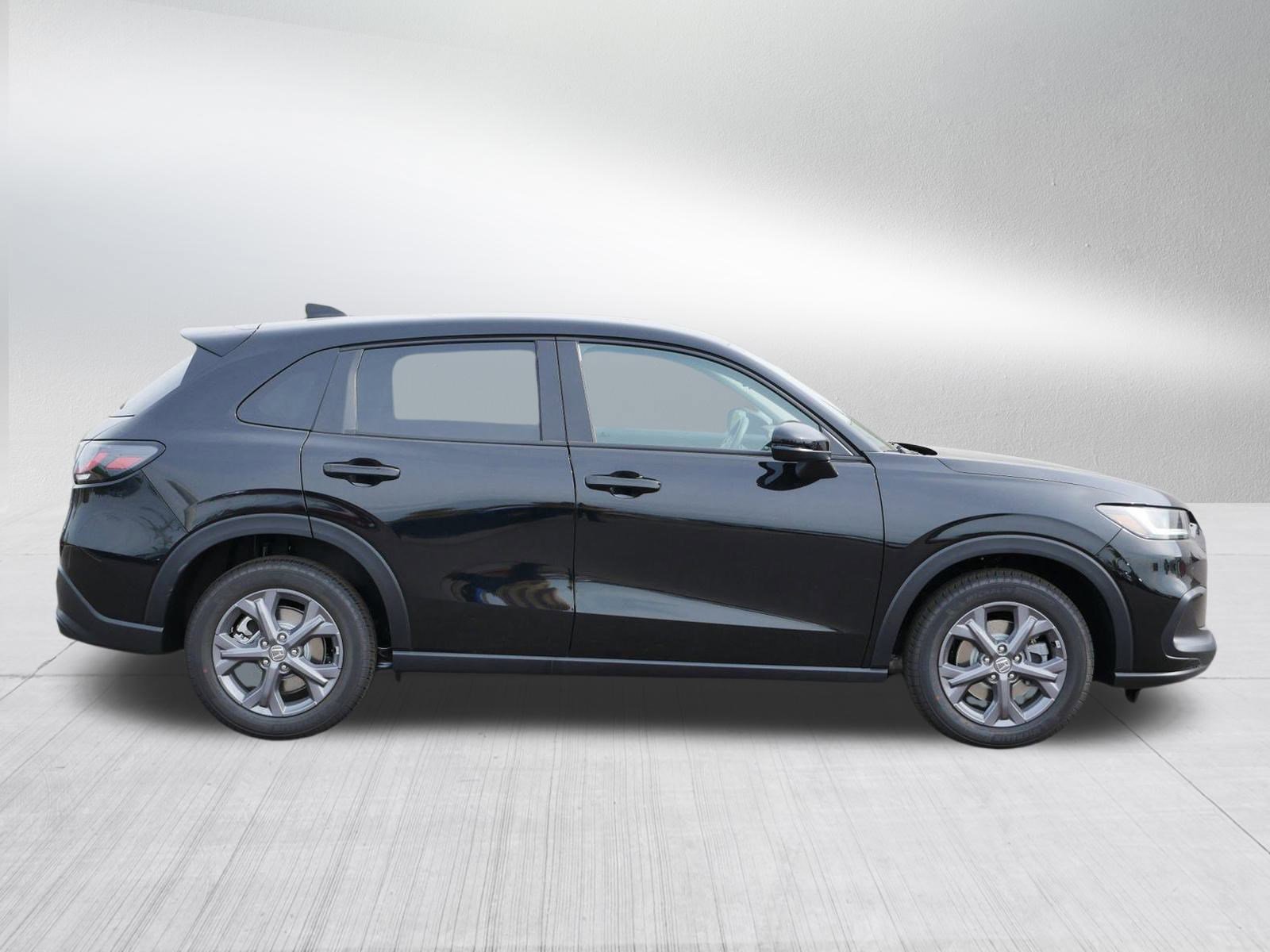 2026 Honda HR-V LX photo 8