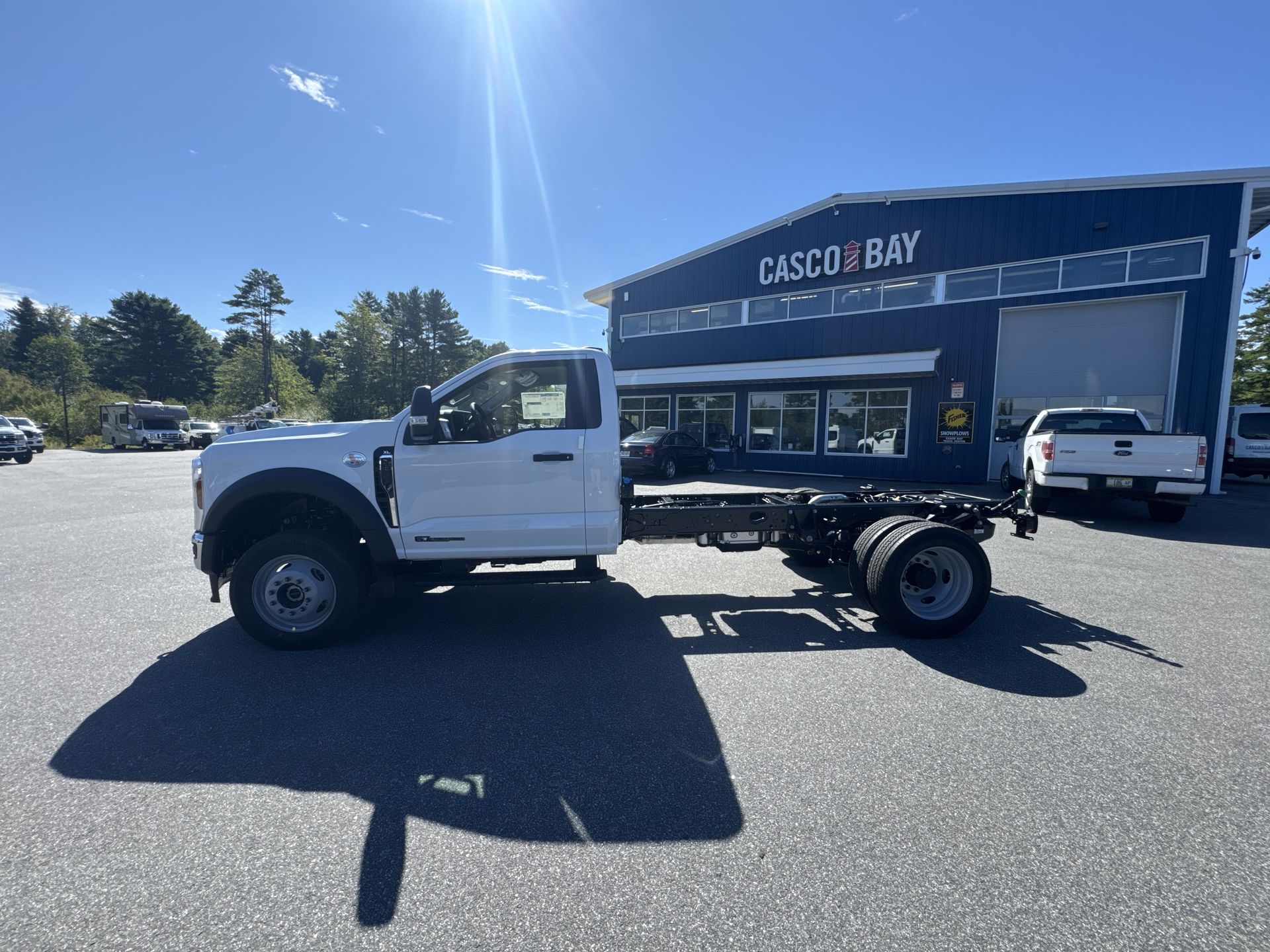 2026 Ford F-550 Super Duty Chassis Cab XL's photo