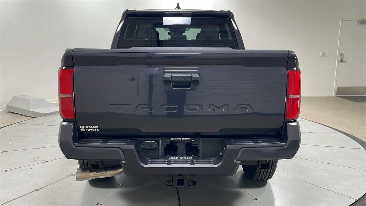 2025 Toyota Tacoma SR5 photo 4