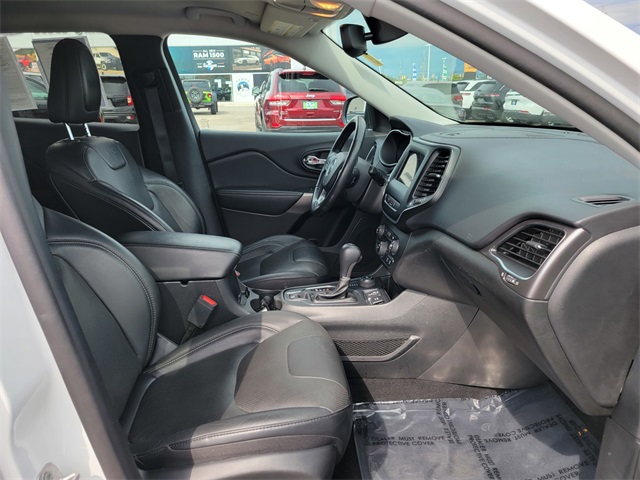 2021 Jeep Cherokee Latitude Lux photo 14