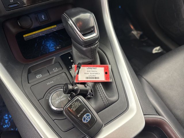 2020 Toyota RAV4 Hybrid Limited photo 28