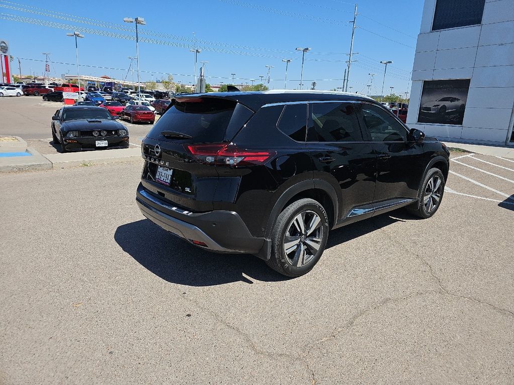 2023 Nissan Rogue SL photo 16