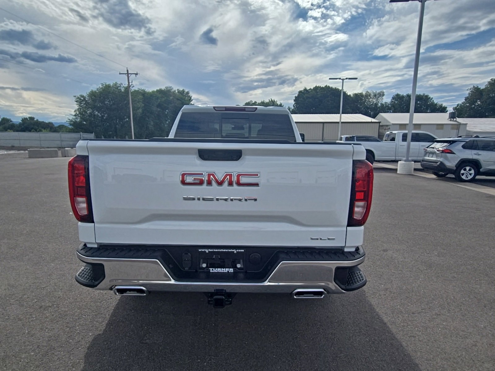 2026 Gmc Sierra 1500 SLE photo 3