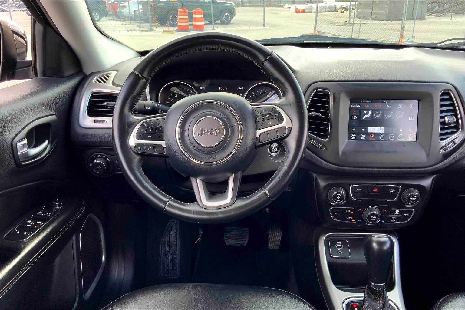 2018 Jeep Compass Latitude photo 5