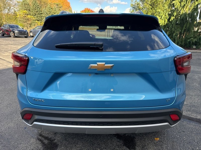 2026 Chevrolet Trax LT photo 4