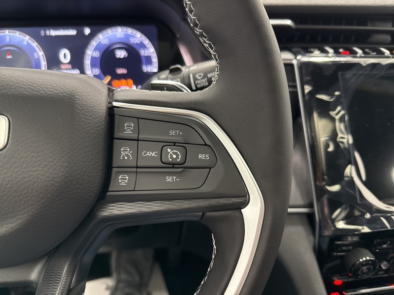 2025 Jeep Grand Cherokee Laredo X photo 25