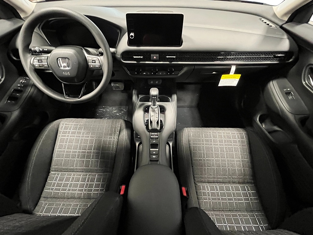 2026 Honda HR-V LX photo 18