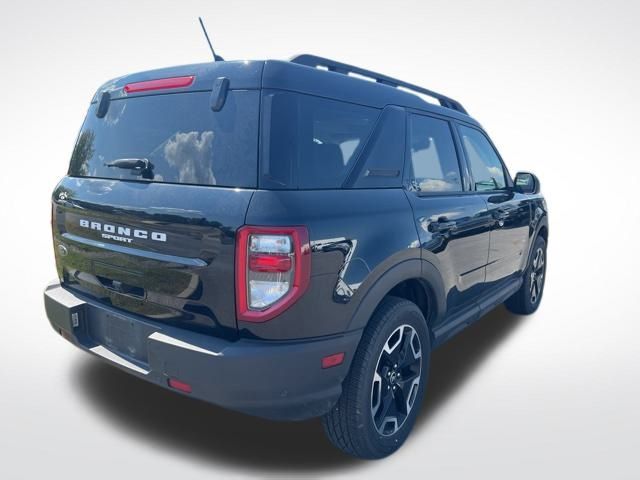 2022 Ford Bronco Sport Outer Banks photo 4