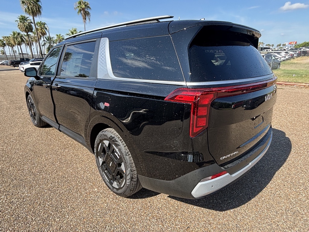 2026 Kia Carnival EX photo 2