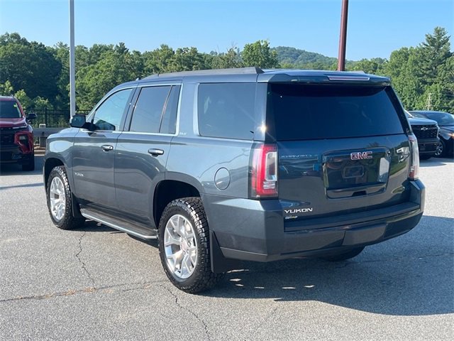 2020 Gmc Yukon SLE photo 2