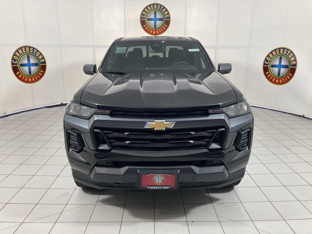 2026 Chevrolet Colorado LT photo 3
