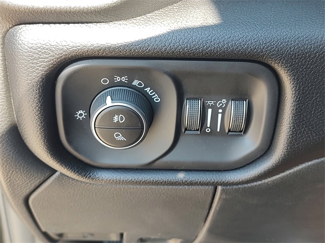 2026 Ram 3500 Laramie photo 25
