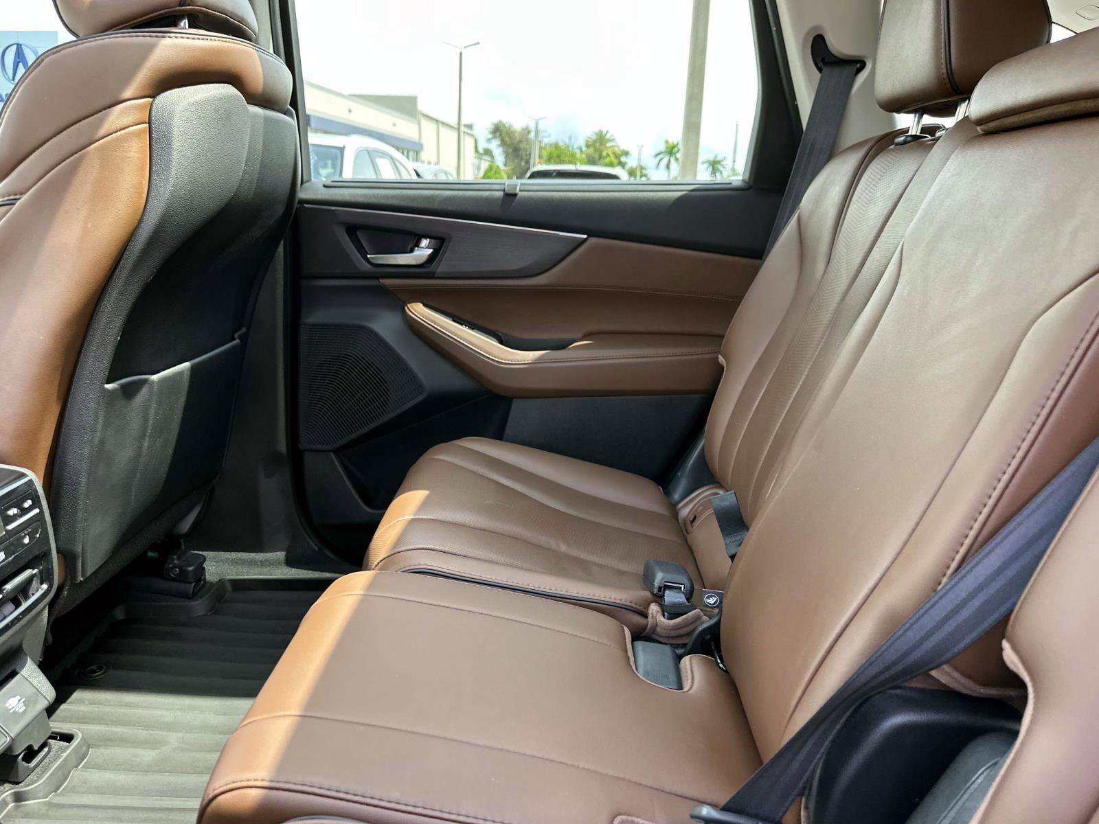 2024 Acura MDX SH-AWD Advance photo 13
