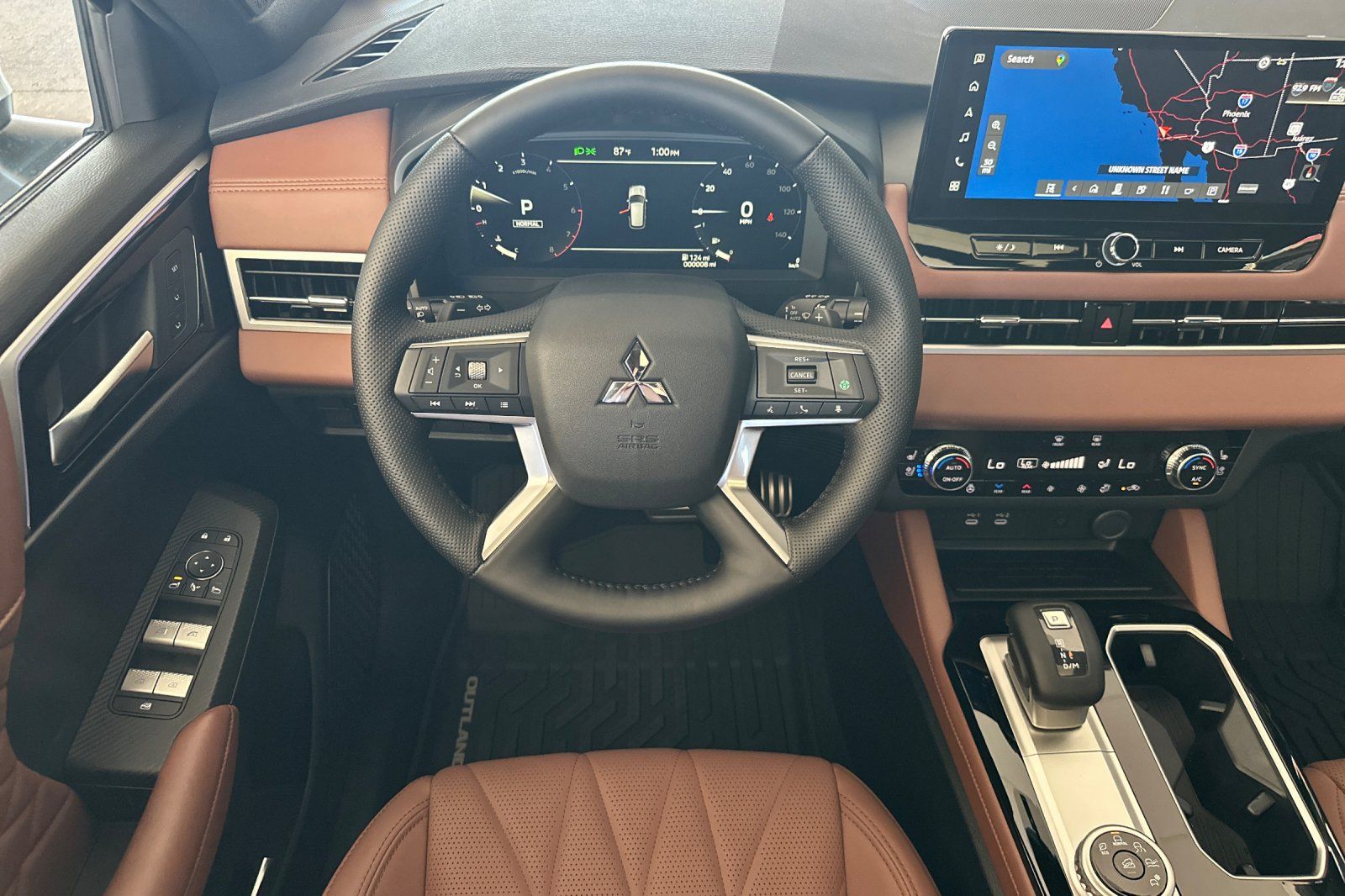 2025 Mitsubishi Outlander SEL photo 13