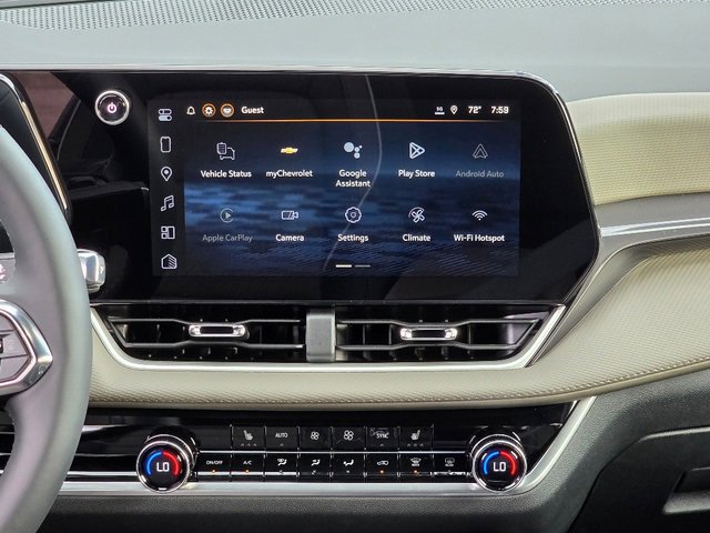 2026 Chevrolet Equinox LT photo 2