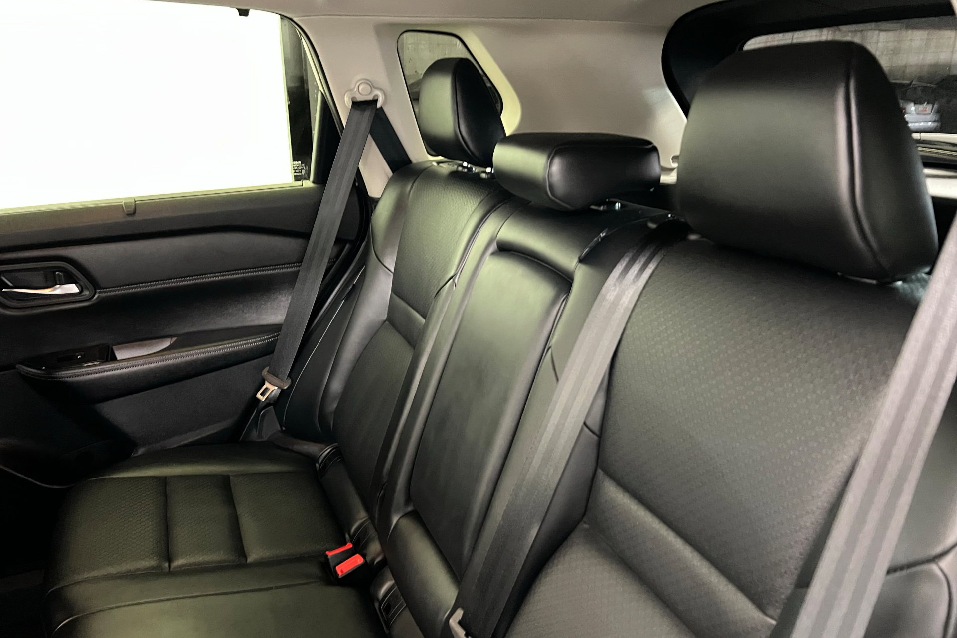 2024 Nissan Rogue SV photo 20