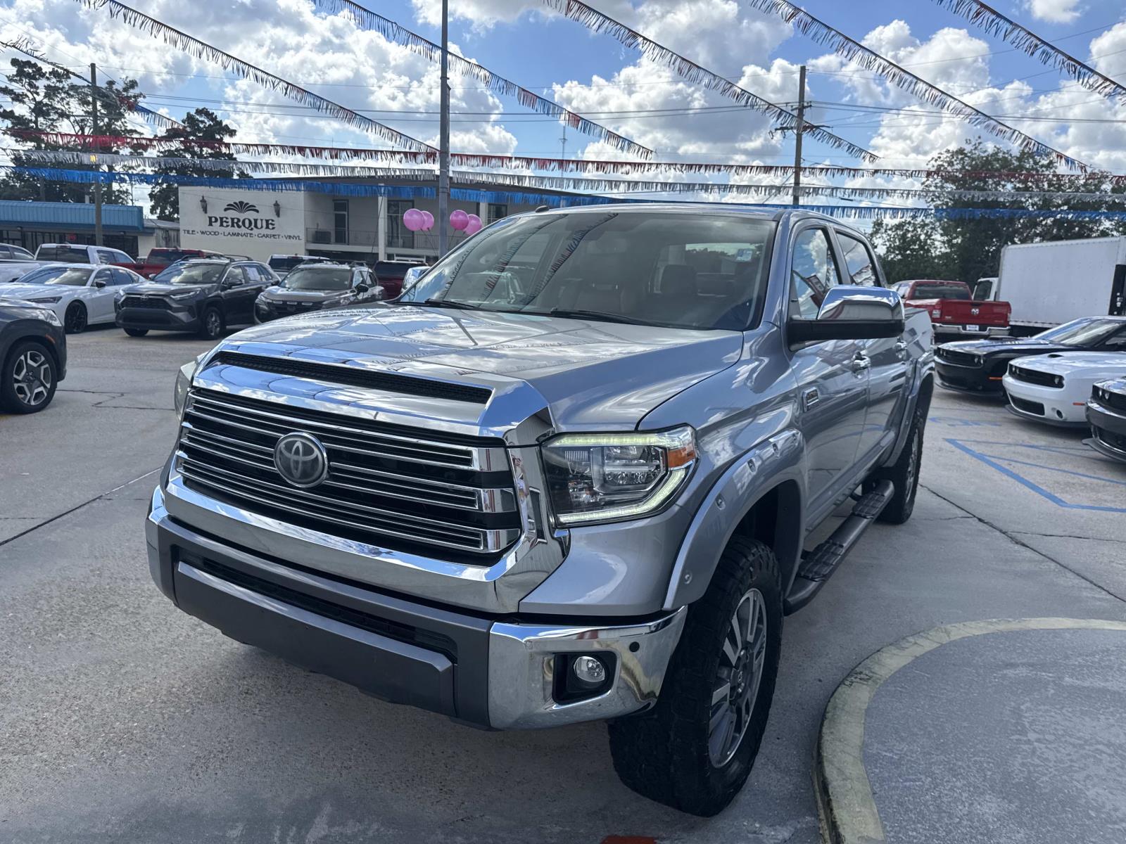 2019 Toyota Tundra Platinum Grade photo 2