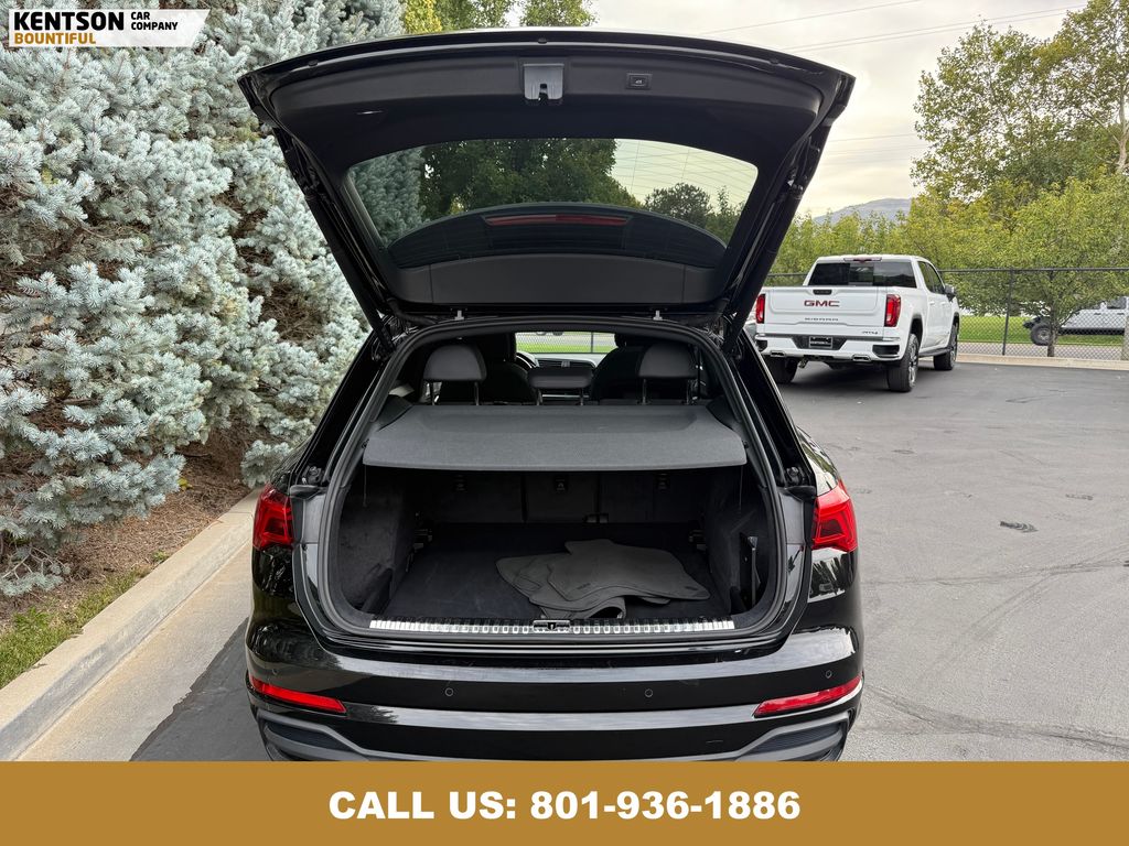 2025 Audi Q3 S line Premium photo 34