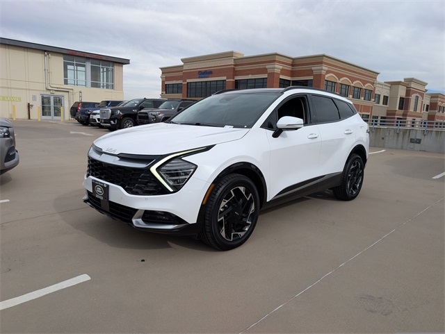 2023 Kia Sportage photo 2